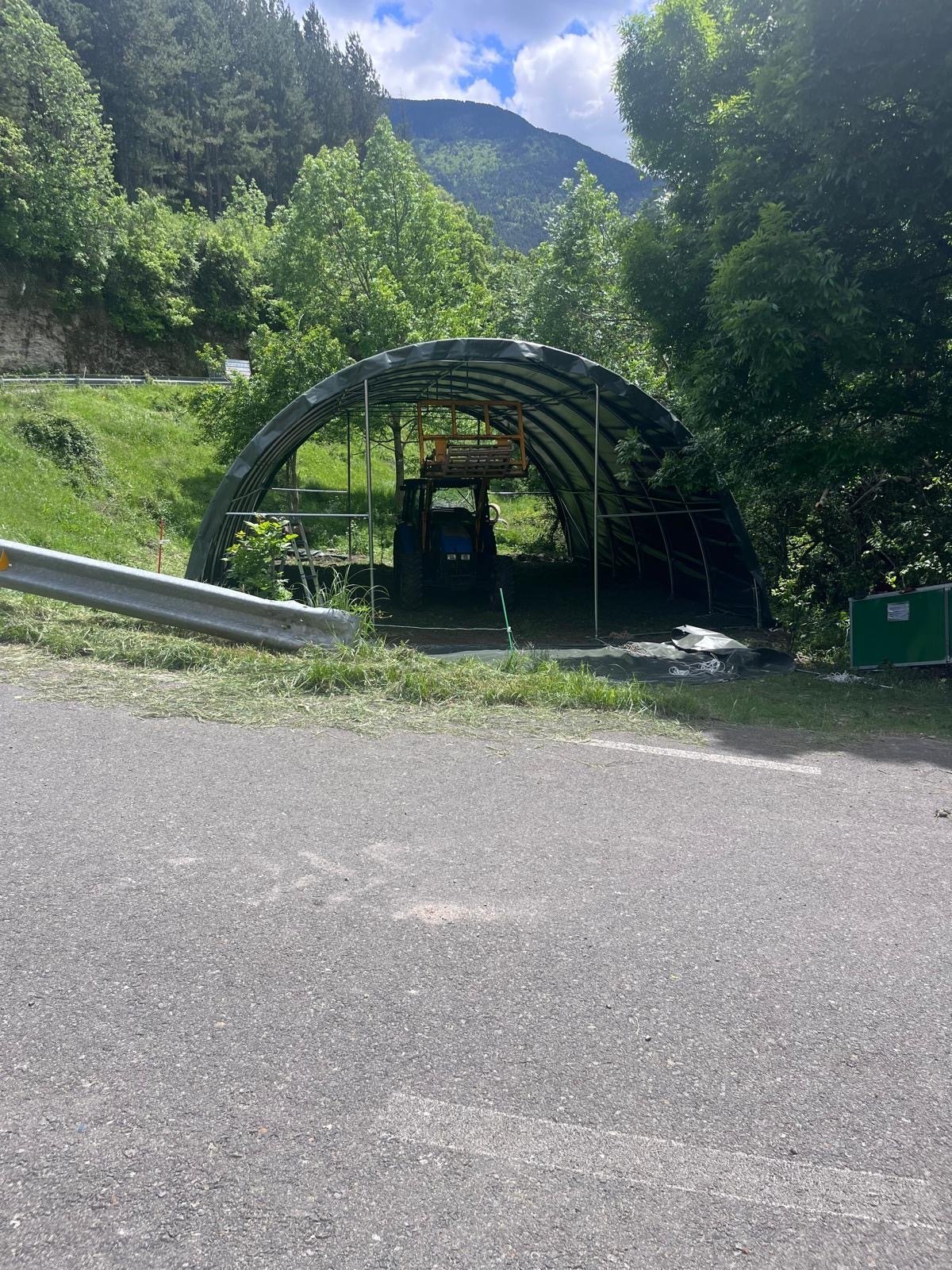 Carpa Agrícola en Huesca