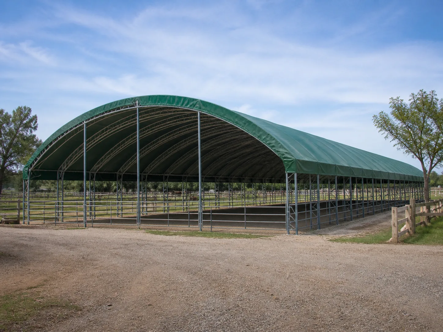 Cubierta para Picadero 25 × 45 × 7 m