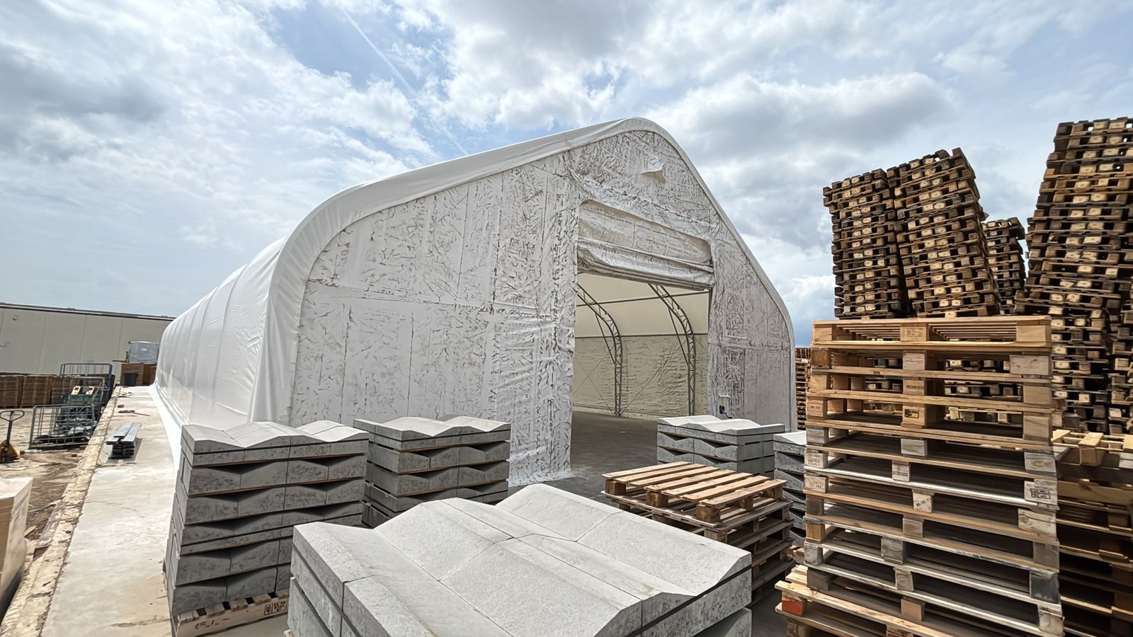 Carpa Almacén en Valls